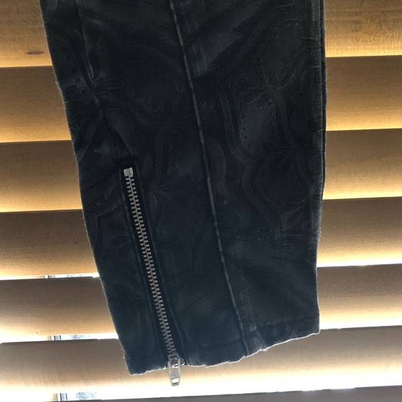 All Saints Brodie Printed Skinny Cropped Jean - Picture 5 of 8